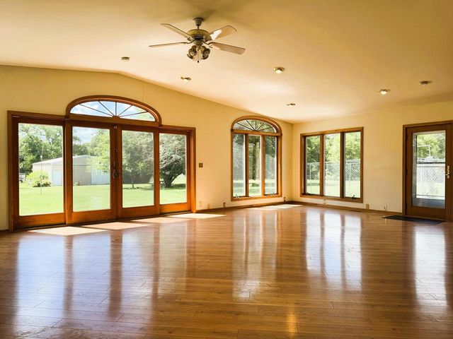 9622 296th AVENUE, Salem, WI 53168