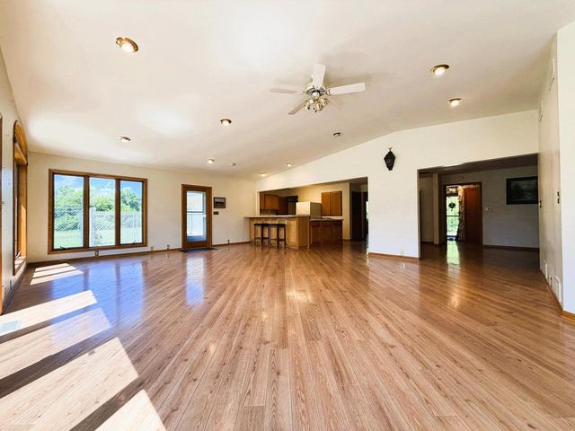 9622 296th AVENUE, Salem, WI 53168