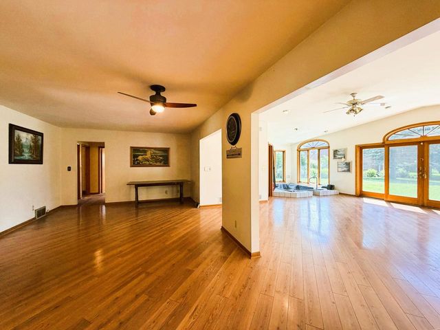 9622 296th AVENUE, Salem, WI 53168