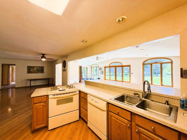 9622 296th AVENUE, Salem, WI 53168