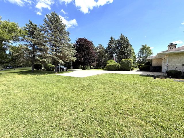 9622 296th AVENUE, Salem, WI 53168
