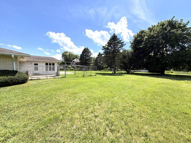 9622 296th AVENUE, Salem, WI 53168