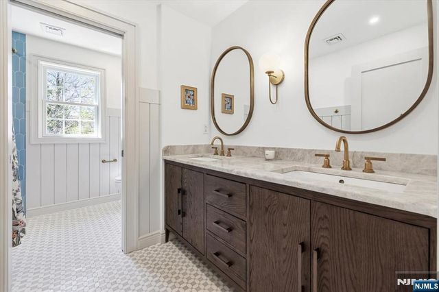 388 Beveridge Road, Ridgewood, NJ 07450