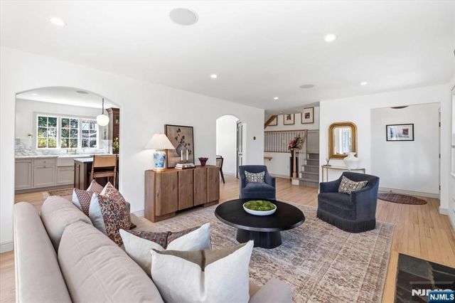 388 Beveridge Road, Ridgewood, NJ 07450