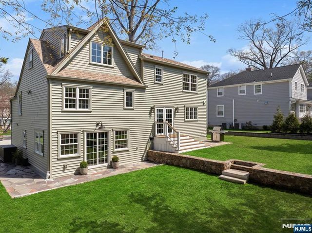 388 Beveridge Road, Ridgewood, NJ 07450