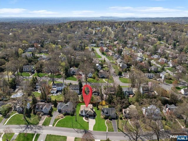 388 Beveridge Road, Ridgewood, NJ 07450