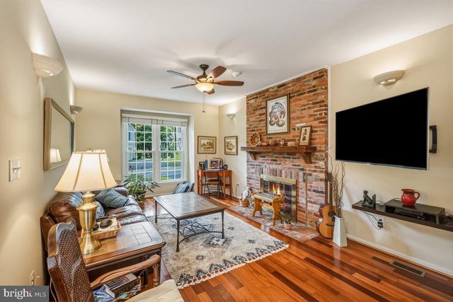 19914 SILVERFIELD DR, Montgomery Village, MD 20886