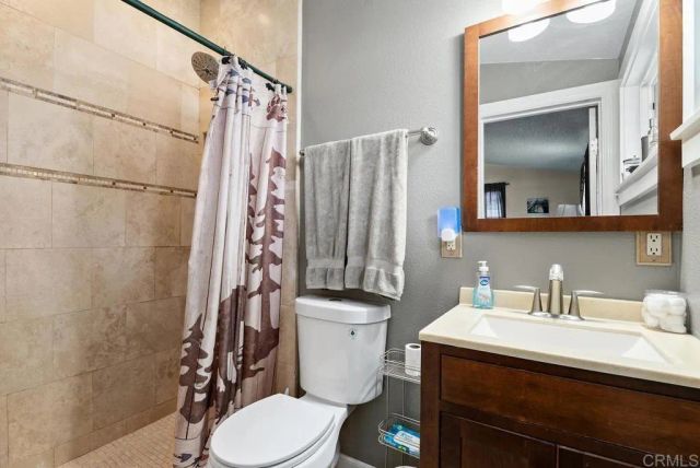 2028 W Maple Avenue, Orange, CA 92868