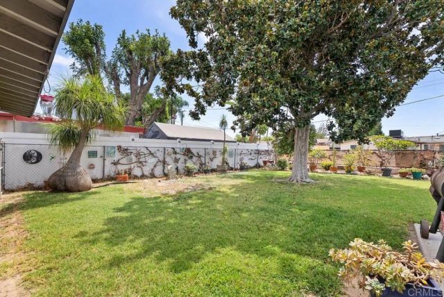 2028 W Maple Avenue, Orange, CA 92868