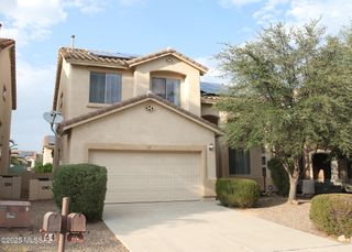 52 W Camino Rio Cebolla, Sahuarita, AZ 85629