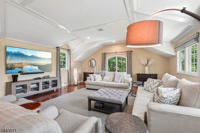 650 Fairview Place, Wyckoff Twp., NJ 07481
