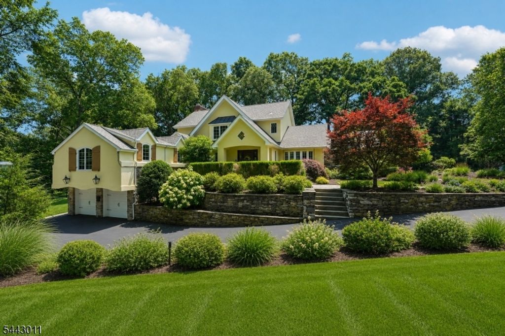 650 Fairview Place, Wyckoff Twp., NJ 07481