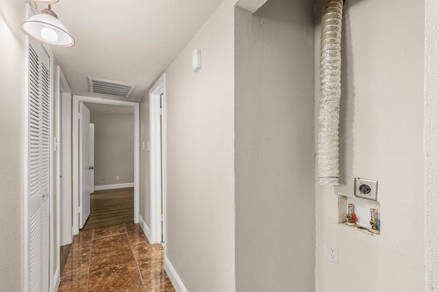 5809 Harvest Hill Road 2055, Dallas, TX 75230