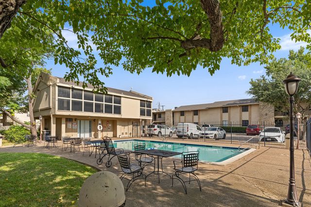 5809 Harvest Hill Road 2055, Dallas, TX 75230