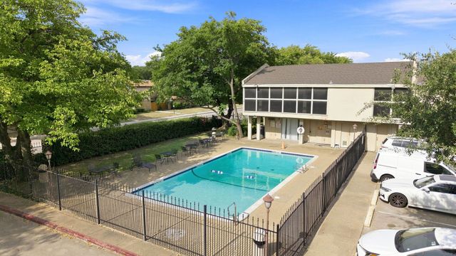 5809 Harvest Hill Road 2055, Dallas, TX 75230