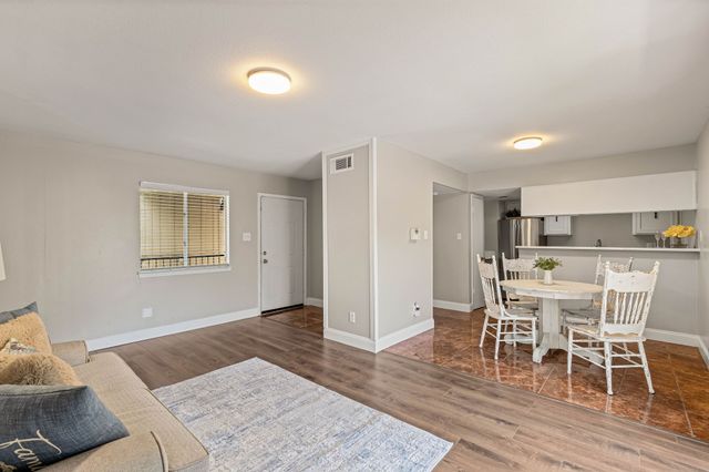 5809 Harvest Hill Road 2055, Dallas, TX 75230