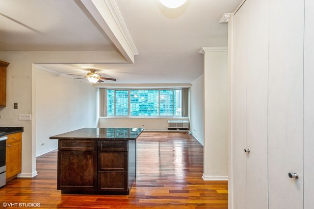 211 E Ohio Street 1914, Chicago, IL 60611