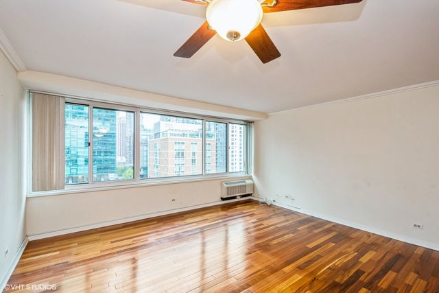 211 E Ohio Street 1914, Chicago, IL 60611