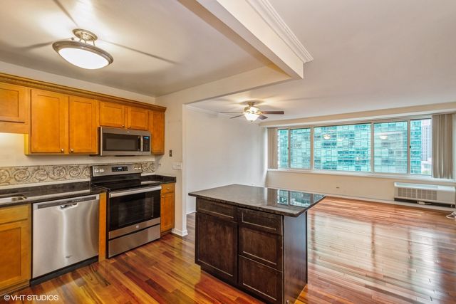 211 E Ohio Street 1914, Chicago, IL 60611