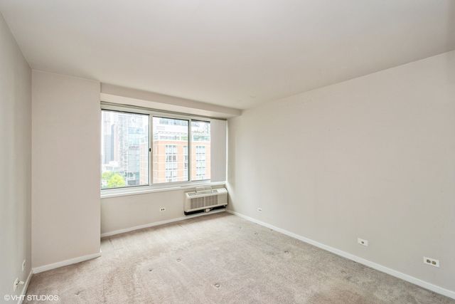 211 E Ohio Street 1914, Chicago, IL 60611