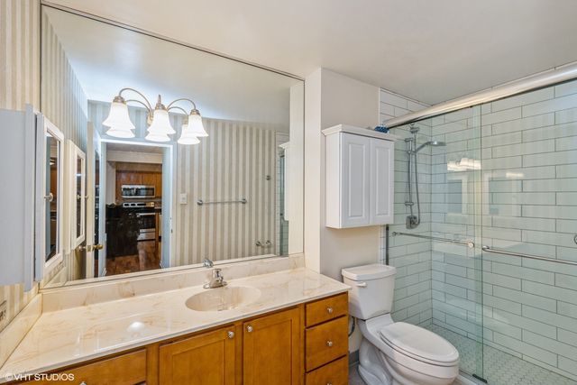 211 E Ohio Street 1914, Chicago, IL 60611