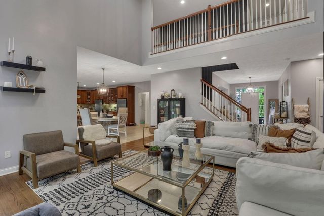 7097 Pleasant Colony Circle, Blacklick, OH 43004