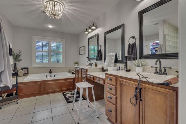 7097 Pleasant Colony Circle, Blacklick, OH 43004