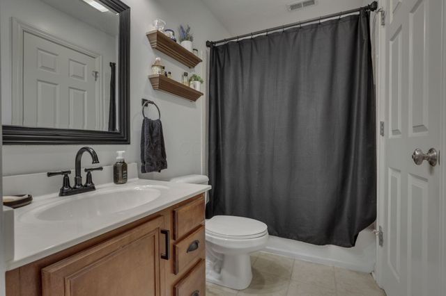 7097 Pleasant Colony Circle, Blacklick, OH 43004