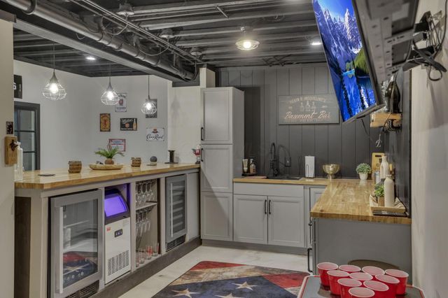 7097 Pleasant Colony Circle, Blacklick, OH 43004