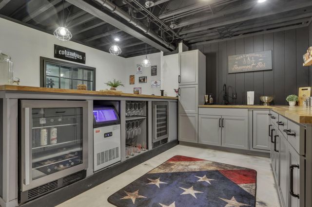 7097 Pleasant Colony Circle, Blacklick, OH 43004