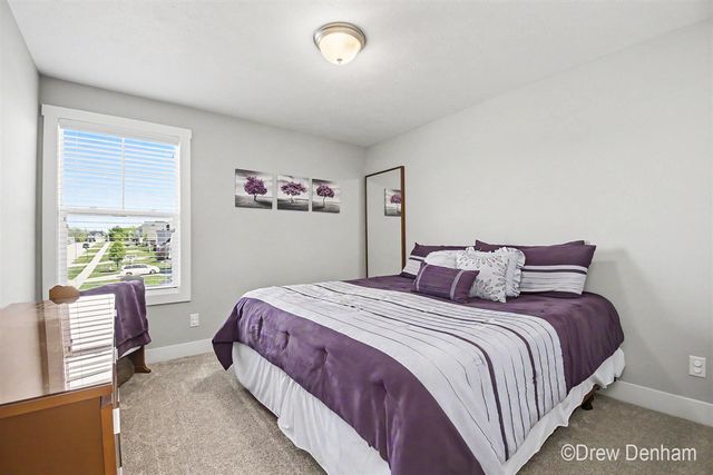 1292 Shadow Hills Drive, Byron Center, MI 49315