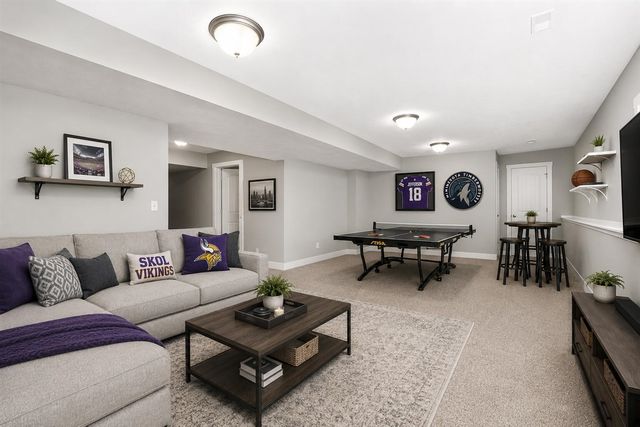 1292 Shadow Hills Drive, Byron Center, MI 49315