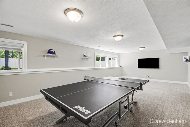 1292 Shadow Hills Drive, Byron Center, MI 49315