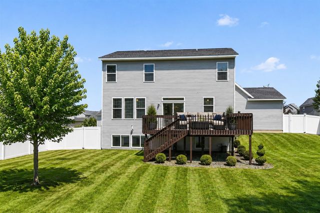 1292 Shadow Hills Drive, Byron Center, MI 49315