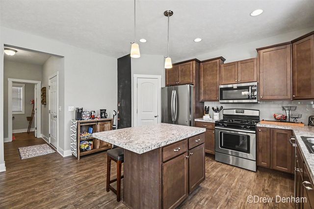 1292 Shadow Hills Drive, Byron Center, MI 49315