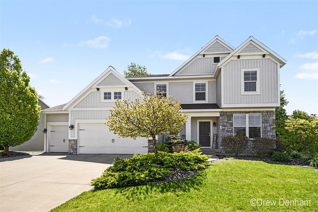 1292 Shadow Hills Drive, Byron Center, MI 49315