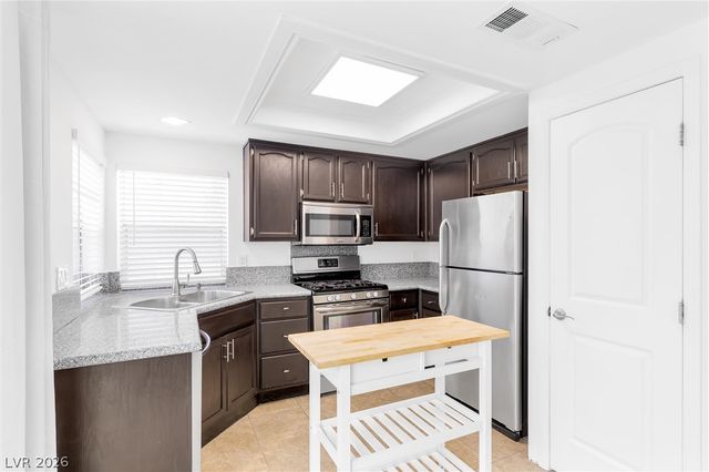 7600 Beverly Hills Drive, Las Vegas, NV 89147