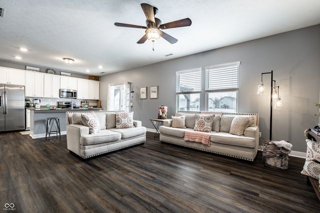 16402 Sedalia Drive, Fishers, IN 46040