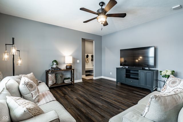 16402 Sedalia Drive, Fishers, IN 46040