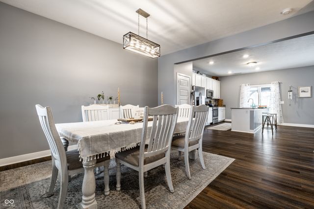 16402 Sedalia Drive, Fishers, IN 46040