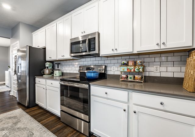 16402 Sedalia Drive, Fishers, IN 46040