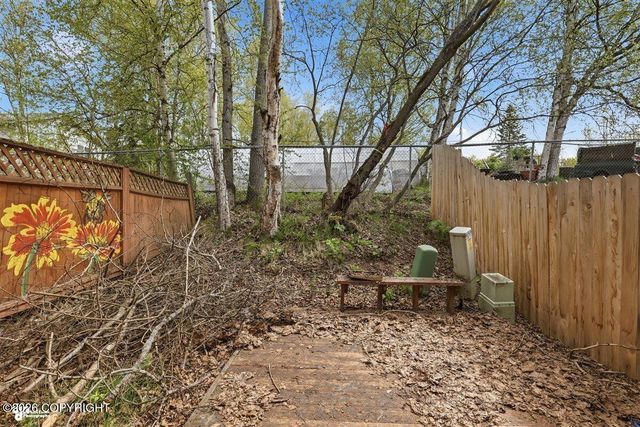 7020 Meteor Court, Anchorage, AK 99504