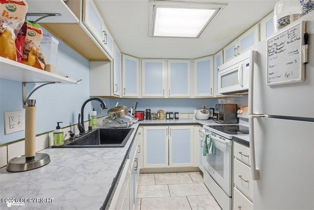 7020 Meteor Court, Anchorage, AK 99504