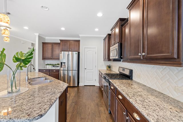 120 Martingale Drive, Holly Springs, NC 27540