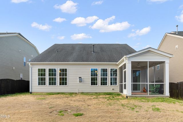 120 Martingale Drive, Holly Springs, NC 27540