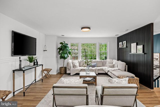 187 S LAKESIDE DR E, Medford, NJ 08055