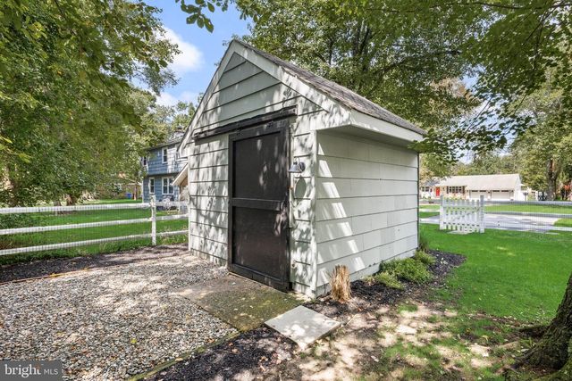 187 S LAKESIDE DR E, Medford, NJ 08055