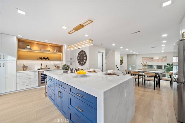 10 Starfall, Irvine, CA 92603