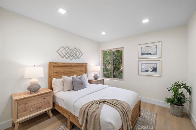 10 Starfall, Irvine, CA 92603