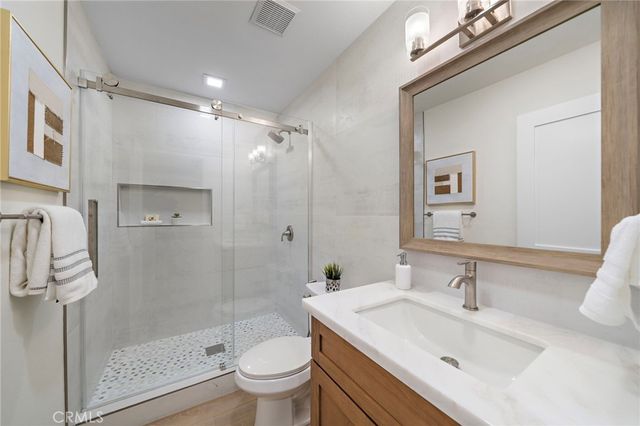 10 Starfall, Irvine, CA 92603